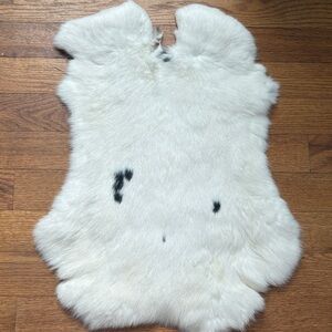0790 rabbit pelt decor crafts